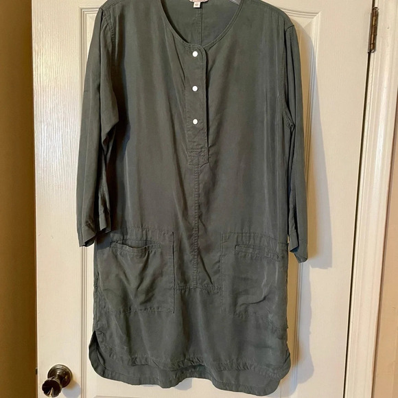 GAP Tencel Shirttail Dress Lightweight Relaxed Fit Pocketed Size L Casual Comfy - Picture 2 of 6